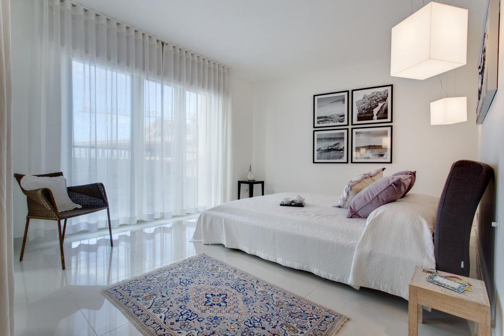 Marvellous Apartment In Tigne Point Слима Экстерьер фото