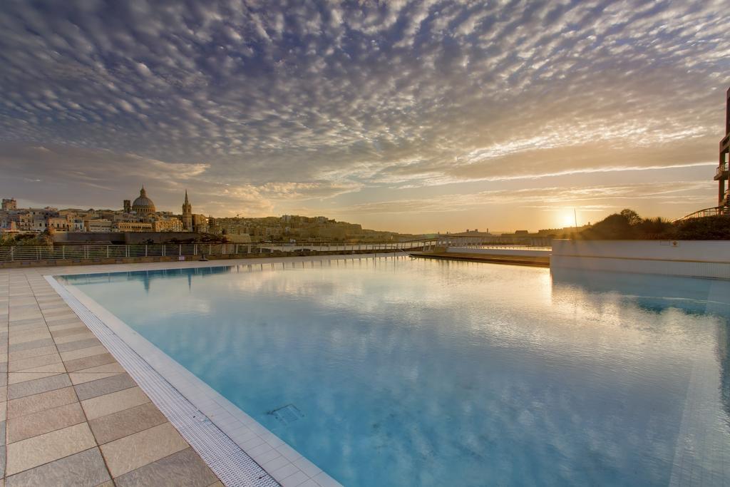 Marvellous Apartment In Tigne Point Слима Экстерьер фото